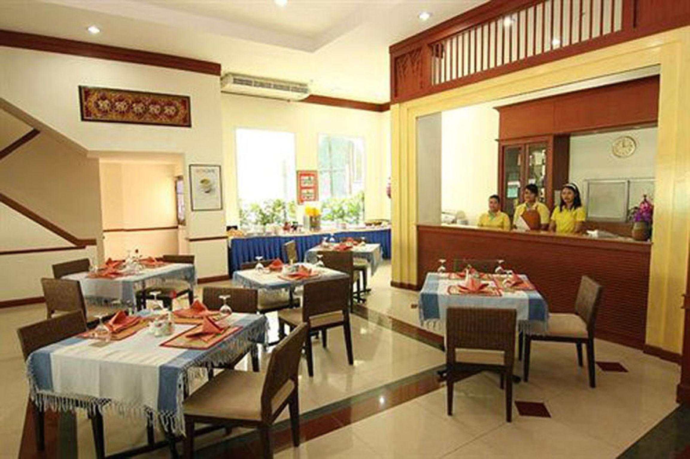 פאטאיה Eastiny Residence Hotel מראה חיצוני תמונה