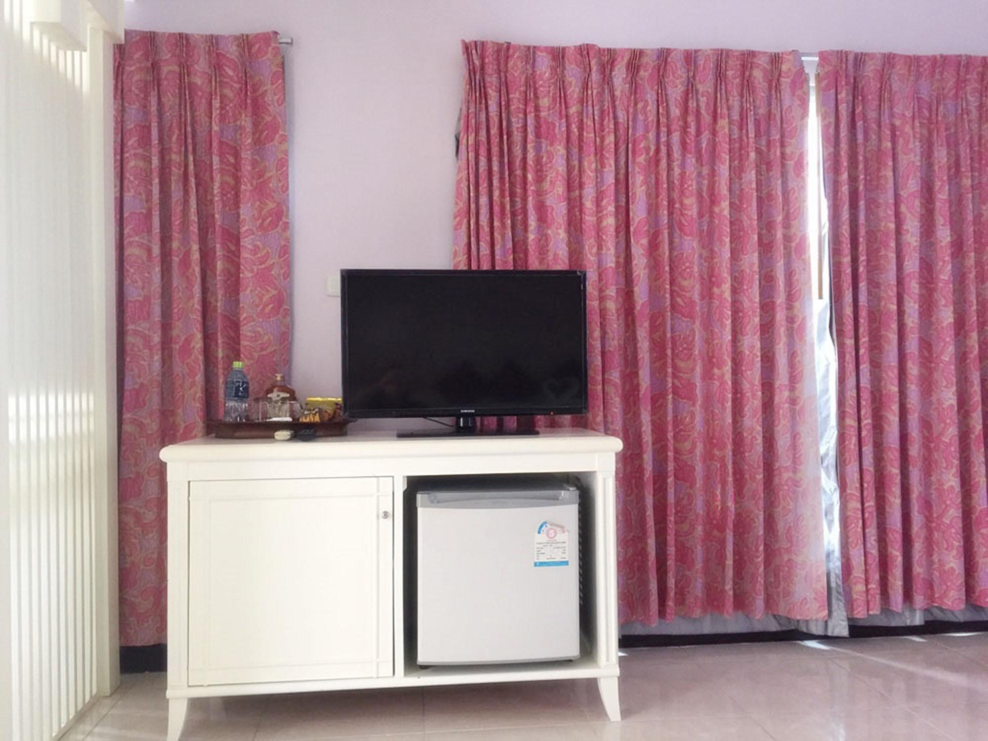 פאטאיה Eastiny Residence Hotel מראה חיצוני תמונה