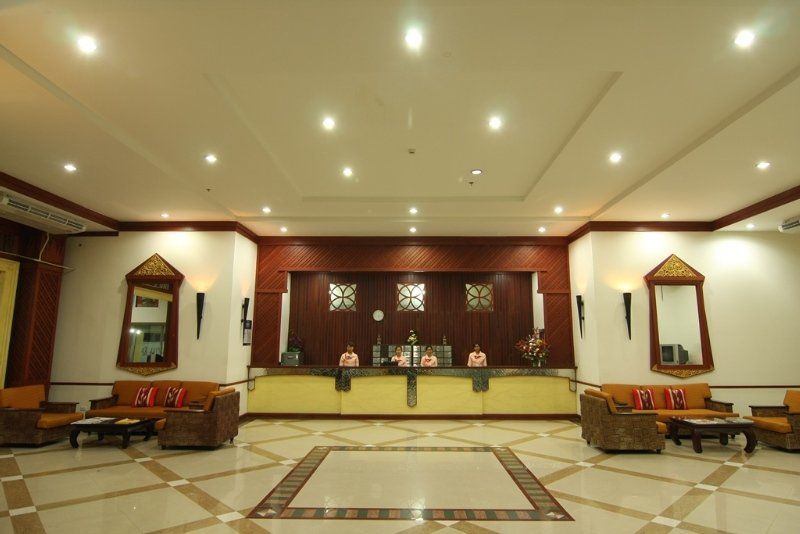 פאטאיה Eastiny Residence Hotel מראה חיצוני תמונה