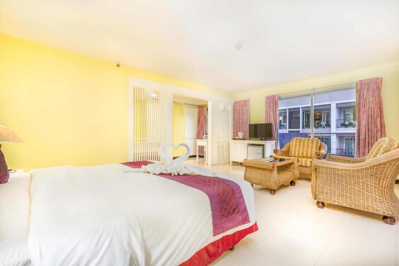 פאטאיה Eastiny Residence Hotel מראה חיצוני תמונה